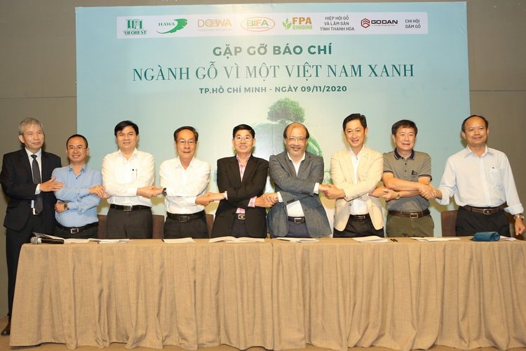 Ngành gỗ cam kết hành động thúc đẩy phát triển theo hướng bền vững