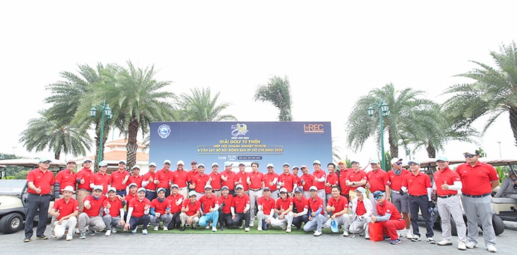 Giải đấu có sự tham gia của 236 golfer là những doanh nhân thành viên của HUBA và HREC cũng như các doanh nhân ngoài hội.