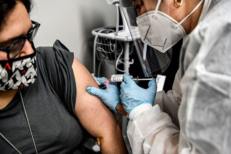 Vắc-xin ngừa Covid-19 có mang lại miễn dịch cộng đồng?