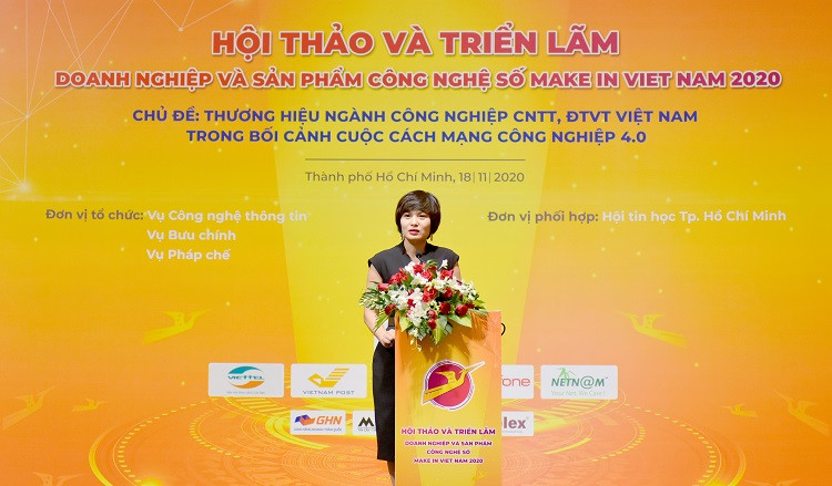 Ba-Nguyen-Ha-Thanh-Giam-doc-Tr-1630-8469