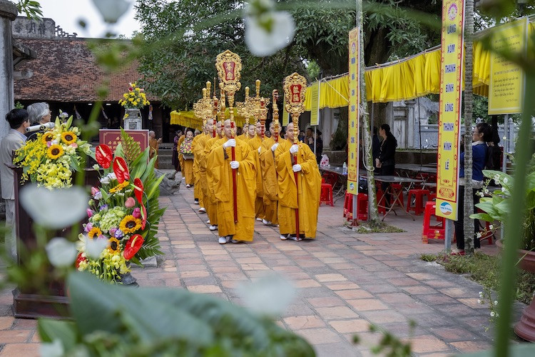 Cung rước và an vị tượng Phật Hoàng Trần Nhân Tông