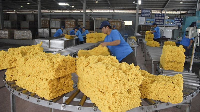 Trung Quốc chi hơn 1,5 tỷ USD nhập khẩu cao su Việt Nam