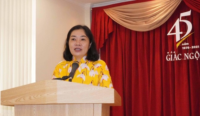 Bà Vũ Thị Mỹ Ngọc phát biểu cảm tạ của Ban Tổ chức