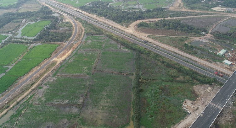 Đường 319 hoàn thành kết nối với cao tốc TP.HCM - Long Thành - Dầu Giây