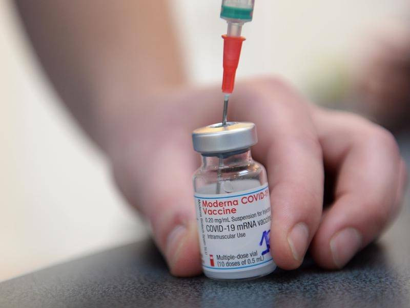 Singapore - quốc gia châu Á đầu tiên cấp phép vắc-xin Covid-19 của Moderna