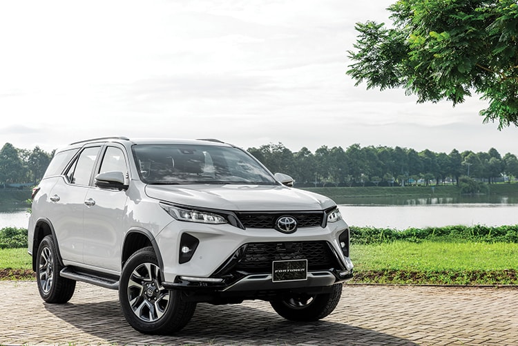 Fortuner-6144-1614226984.jpg