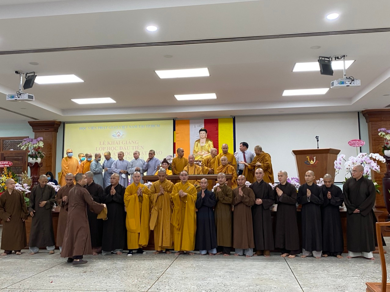 Khai giảng lớp học đầu tiên của Khoa luật học thuộc Học viện Phật giáo Việt Nam
