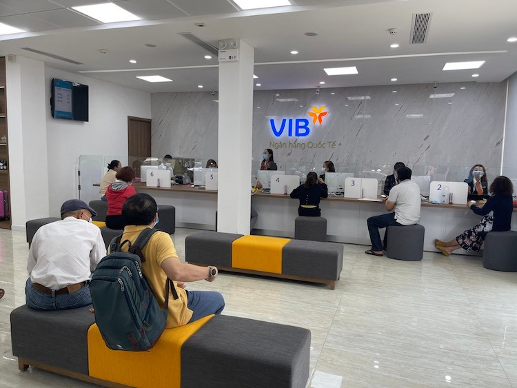 VIB chi nhánh Kỳ Hoà mong muốn mang đến cho khách hàng không gian giao dịch sang trọng, lịch sự và chất lượng dịch vụ tận tâm nhất