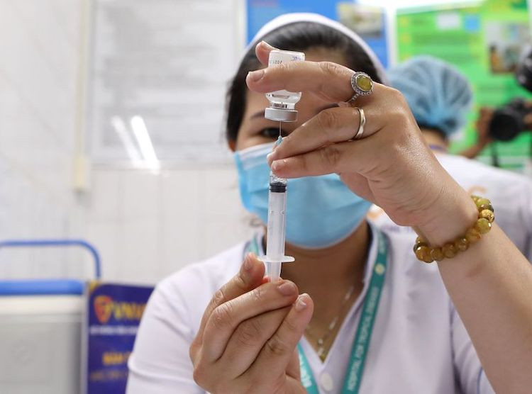 Bộ Y tế sẽ nhận 60 triệu liều vắc xin Covid-19
