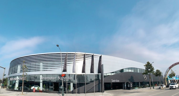 Mercedes-Benz khai trương đại lý lớn nhất khu vực Bắc và Bắc Trung Bộ