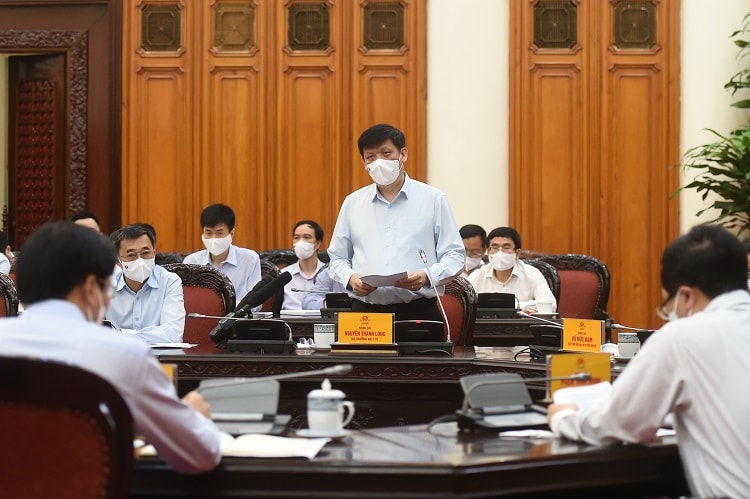 [Caption]Bộ trưởng Bộ Y tế Nguyễn Thanh Long cho biết tại Việt Nam sau 34 ngày không ghi nhận ca mới trong cộng đồng. Ngày 29-4, hệ thống giám sát bệnh truyền nhiễm Việt Nam đã ghi nhận chùm ca bệnh Covid-19 liên quan đến trường hợp nhập cảnh từ Nhật Bản sau khi hết cách ly tập trung tại Đà Nẵng về tỉnh Hà Nam