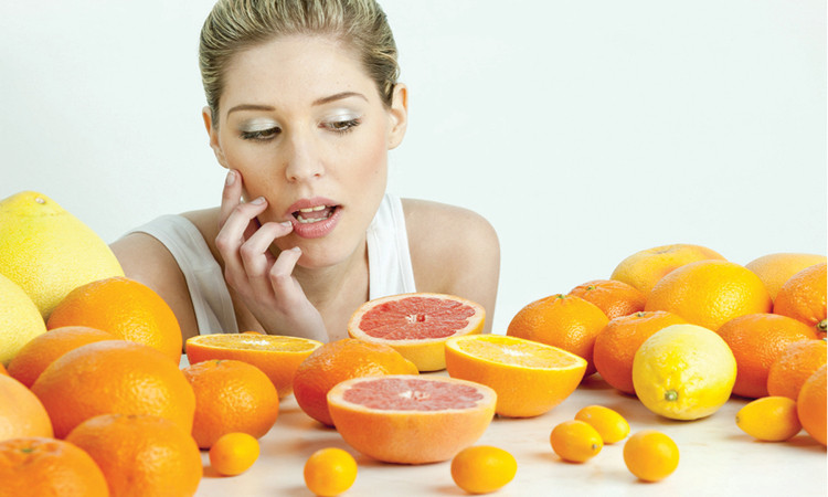 Dùng vitamin C quá liều gây hại sức khỏe