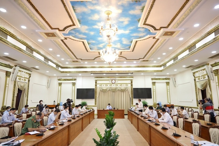 Ban chỉ đạo phòng, chống dịch TP.HCM họp giao ban thứ 2 và thứ 6 hàng tuần. Ảnh: HMC.
