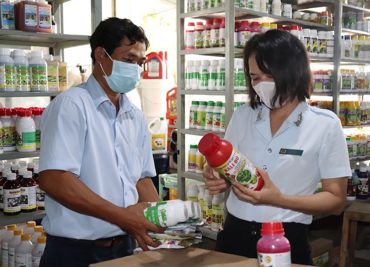 Sản xuất, buôn bán hàng giả, hàng cấm sẽ bị phạt đến 400 triệu đồng