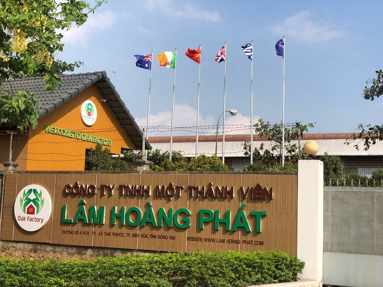 Trụ sở Công ty Nội thất Gỗ sồi Lâm Hoàng Phát tại KCN Tam Phước – Biên Hòa, Đồng Nai