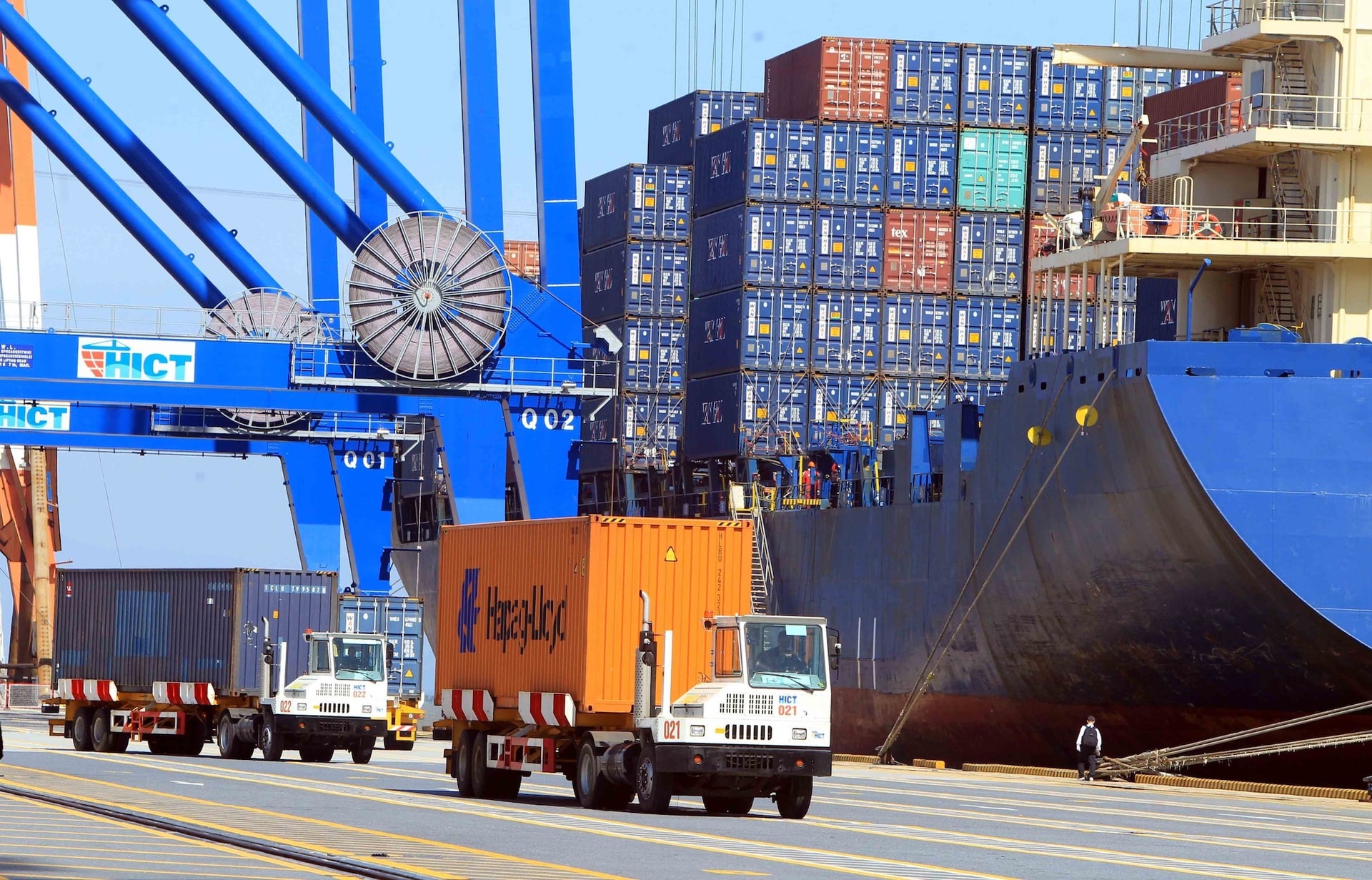 Xuất khẩu năm 2021 có thể tăng hơn 10% nếu dịch bệnh được kiểm soát
