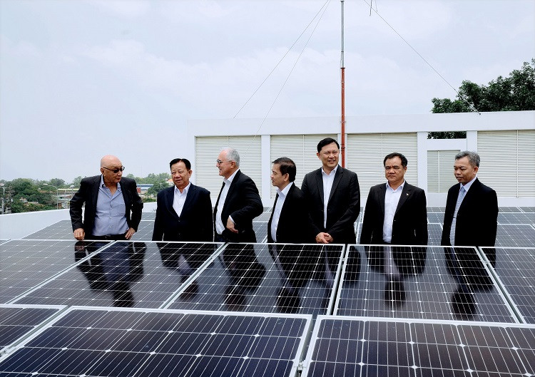 Giới thiệu dự án điện năng lượng mặt trời áp mái đầu tiên tại VSIP Bình Dương (2019)