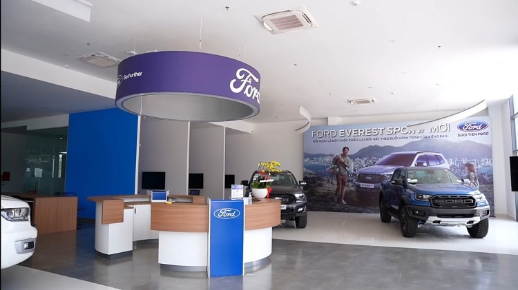 Suối Tiên Ford là đại lý mới với quy mô lớn, nhân sự năng động