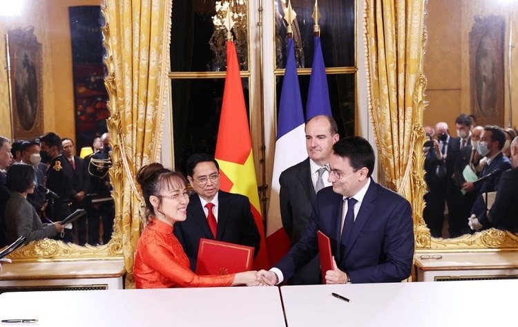 [CaptionVietjet và Safran, Tập đoàn công nghệ cao hàng đầu thế giới của Pháp đã ký kết thoả thuận hợp tác chiến lược toàn diện]