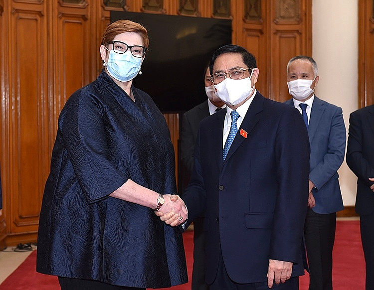 Thủ tướng Phạm Minh Chính tiếp xã giao Bộ trưởng Ngoại giao Australia Marise Payne đang có chuyến thăm Việt Nam, ngày 9/11. Ảnh: Nhật Bắc