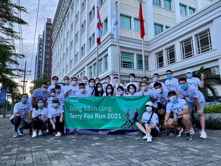 Manulife Việt Nam đồng hành cùng Terry Fox Run 2021 gây quỹ nghiên cứu ung thư