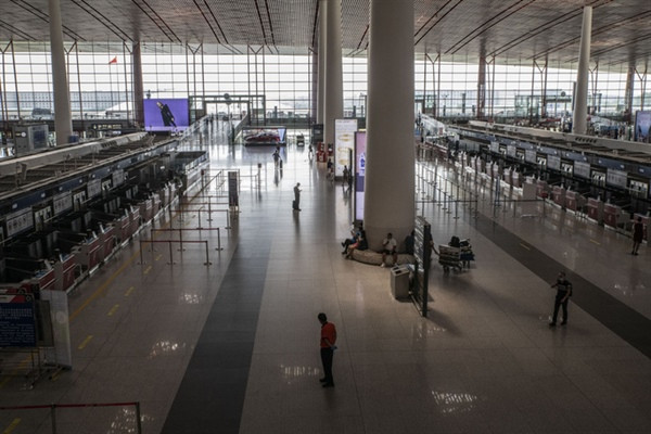 Ga đi vắng vẻ của sân bay quốc tế Thủ Đô Bắc Kinh vào ngày cuối năm 2021