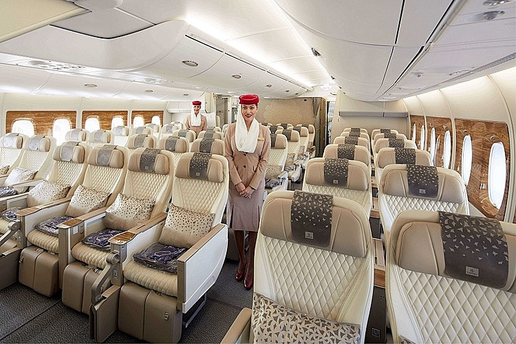 Emirates ra mắt hạng phổ thông cao cấp và nội thất khoang hành khách mới nhất cho 105 máy bay