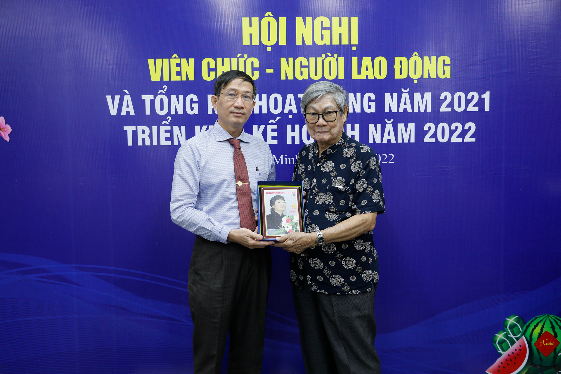 Tạp chí Doanh Nhân Sài Gòn tổng kết hoạt động năm 2021 và công bố kế hoạch năm 2022