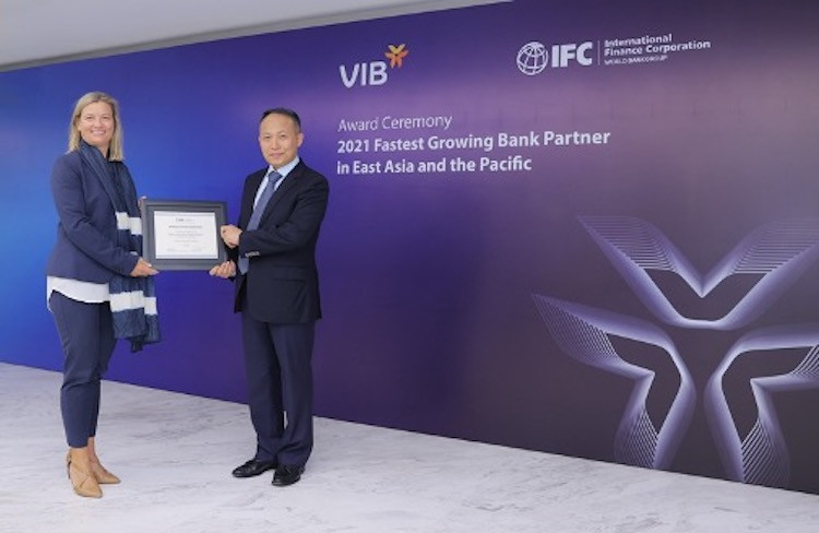 VIB nhận giải thưởng Ngân hàng tăng trưởng nhanh nhất trong hoạt động tài trợ thương mại