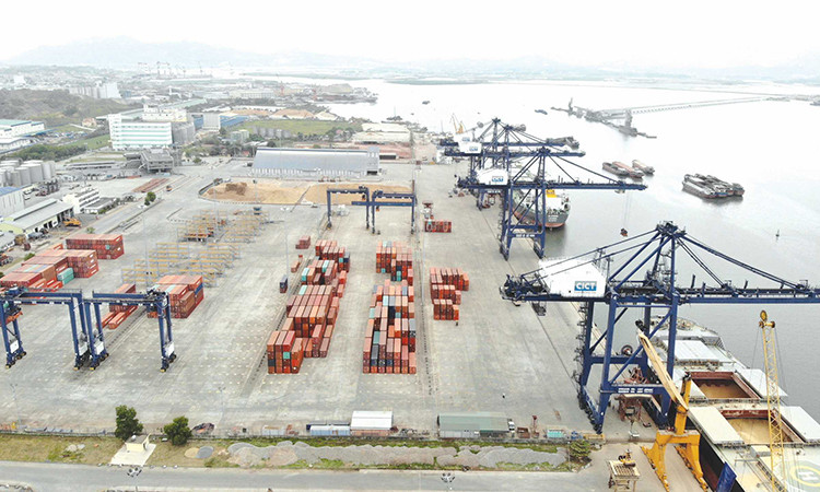 Cảng Cái Lân - một cảng biển nước sâu có lợi thế nhất của tỉnh Quảng Ninh