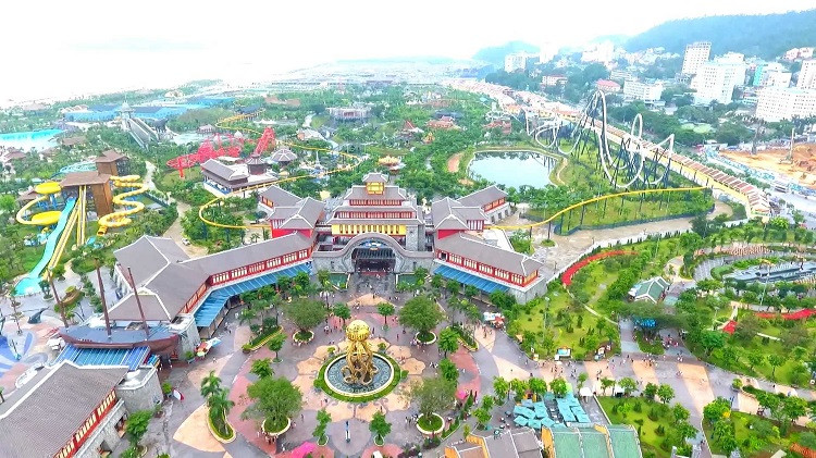 Những năm gần đây, Quảng Ninh ngày càng đầu tư về hạ tầng du lịch.