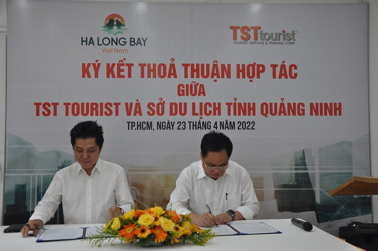 TST tourist cùng Sở Du lịch Quảng Ninh “bắt tay” tìm đầu ra cho khách