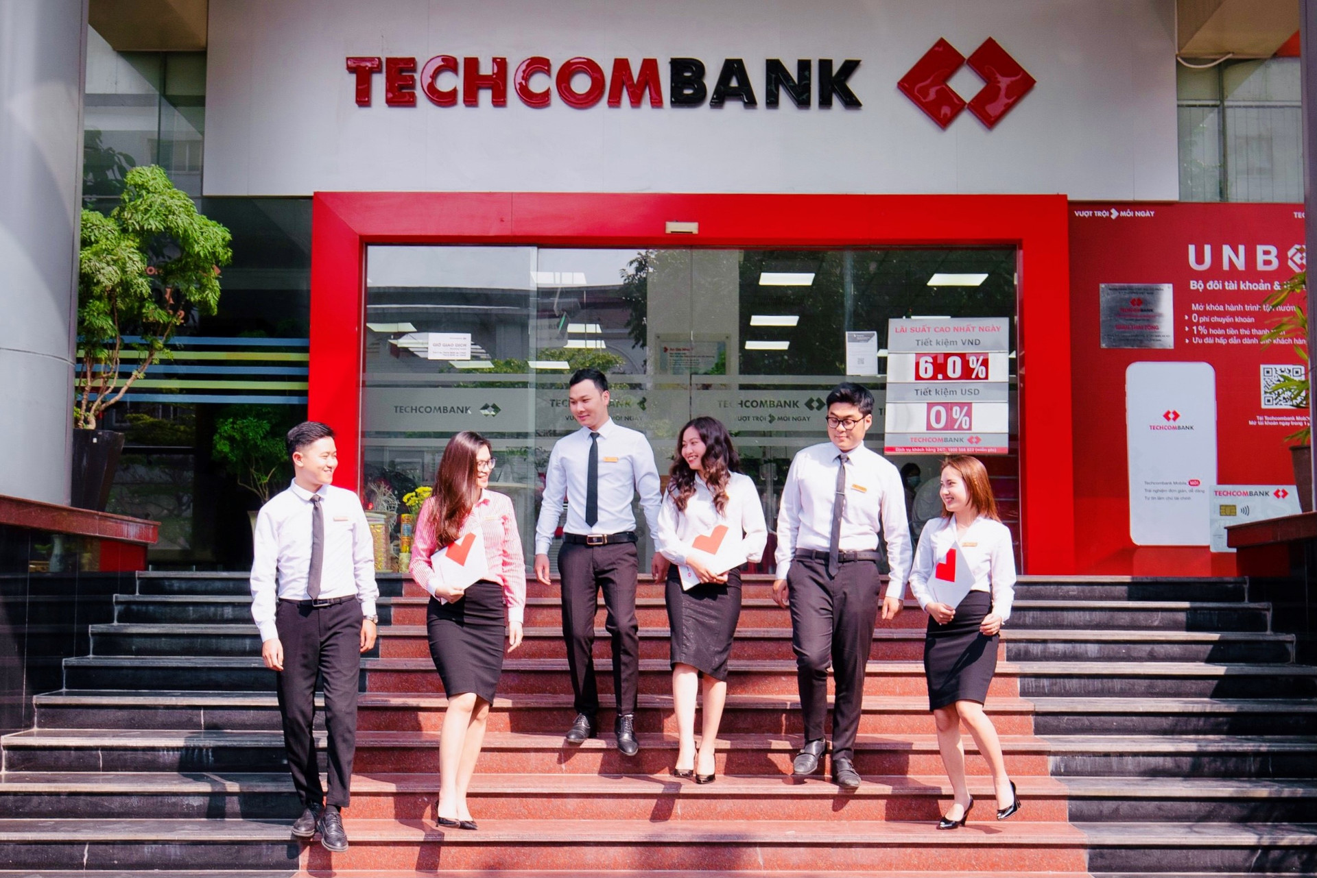 Techcombank báo lãi trước thuế 6.800 tỷ đồng trong quý I/2022