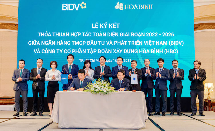 Hòa Bình và BIDV ký kết hợp tác toàn diện