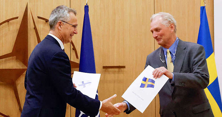 Thụy Điển đã chính thức nộp đơn xin gia nhập NATO vào ngày 18/5. Ảnh: AFP.