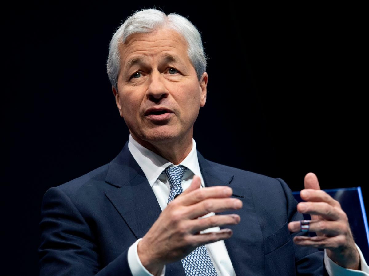 CEO JPMorgan: Cơn bão kinh tế sắp tới có thể là trận cuồng phong