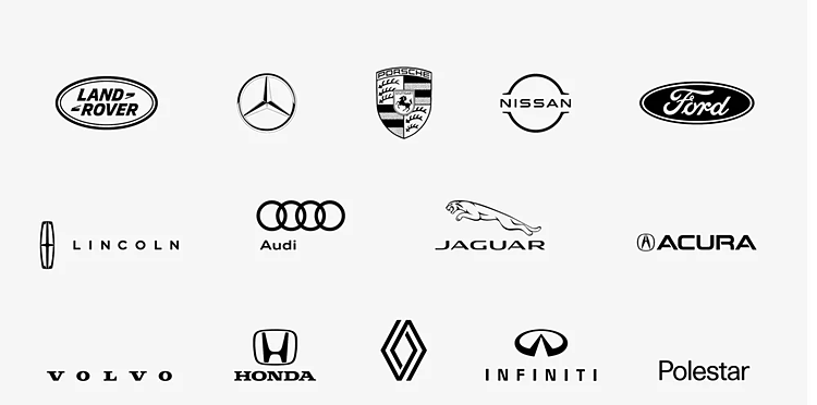 Cuối buổi giới thiệu CarPlay, Apple tung ra một bộ sưu tập logo của đối tác, với hầu hết thương hiệu quốc tế lớn