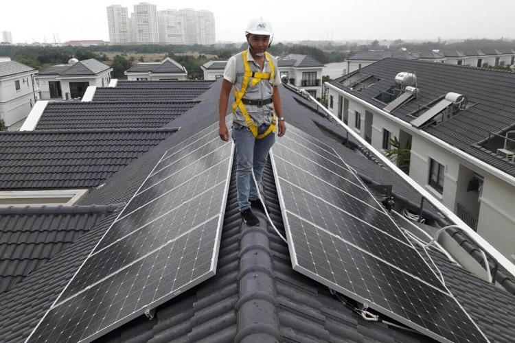 Những lưu ý cho doanh nghiệp xuất khẩu pin năng lượng mặt trời sang Mỹ