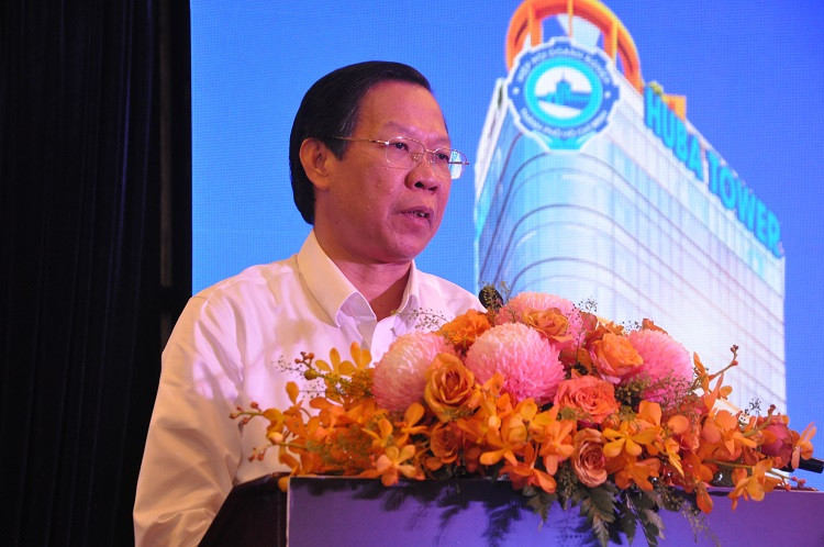 Chủ tịch UBND TP.HCM Phan Văn Mãi phát biểu tại chương trình.