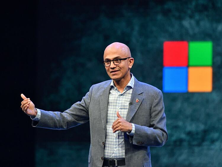 Microsoft sẽ trở thành một công ty "học tất cả mọi thứ" thay vì một công ty "biết tất cả mọi thứ" như trước