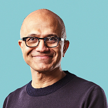 để mời Nadella đảm nhiệm vai trò CEO và xử lý "mớ bòng bong" trước mắt, ban lãnh đạo của Microsoft đã phê duyệt gói lương thưởng 84 triệu USD