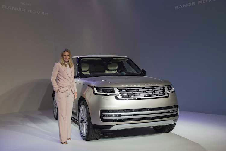 Range Rover mới chính thức ra mắt tại Việt Nam, giá từ 11-23 tỷ đồng