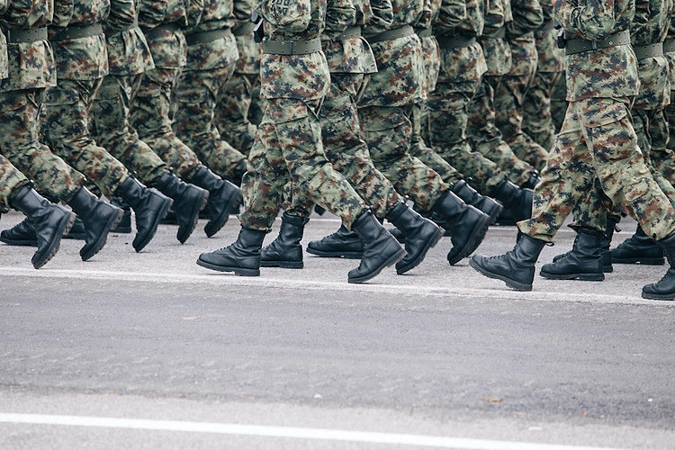 Môi trường quân đội là ví dụ tiêu biểu cho loại hình văn hóa doanh nghiệp phân cấp Ảnh: Pixabay