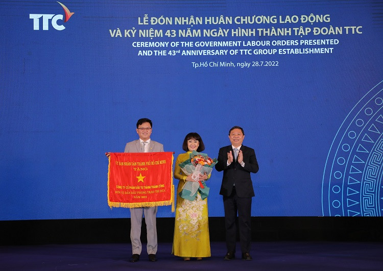 Tập đoàn TTC đón nhận Huân chương Lao động hạng Ba