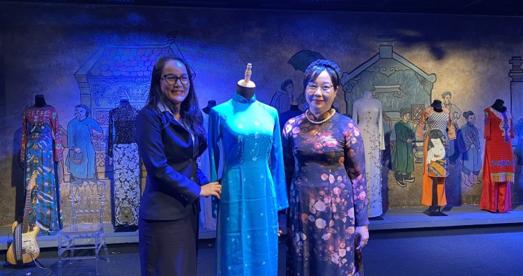 Saigontourist gửi đồng phục áo dài để trưng bày trong Bảo tàng Áo Dài