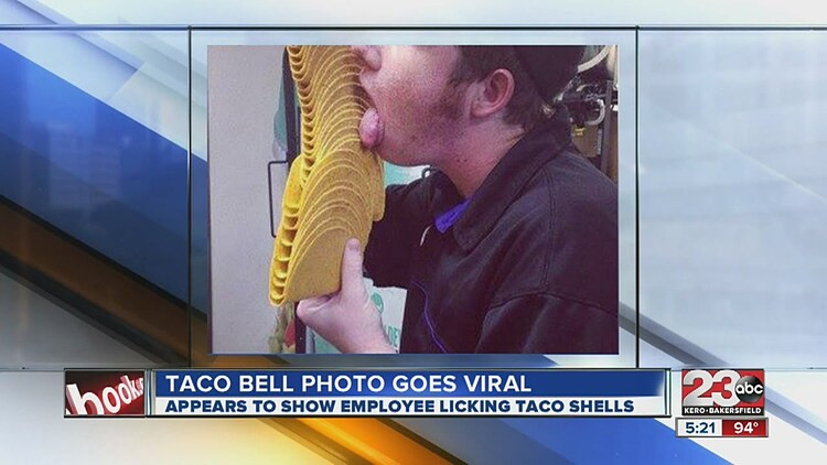 Tấm ảnh nhân viên của Taco Bell liếm vỏ bánh nhanh chóng trở nên 'viral' trên cả mạng xã hội lẫn các phương tiện truyền thông khác.