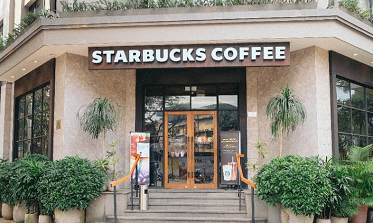 Cửa hàng Starbucks Lan Viên (Hoàn Kiếm, Hà Nội) dừng hoạt động từ ngày 1/7. Ảnh: Starbucks