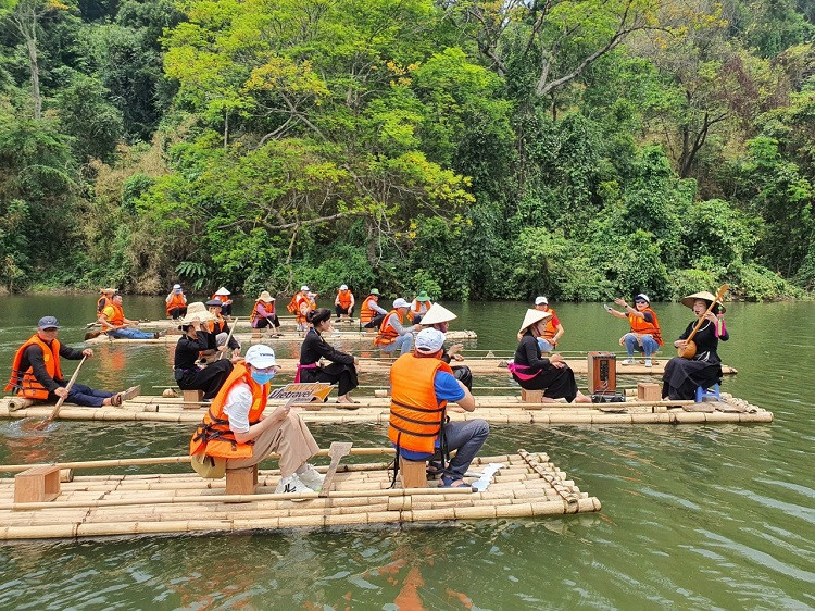 Đi tìm giải pháp khai thác hiệu quả tiềm năng du lịch vùng Việt Bắc