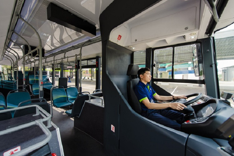 Sở GTVT TP.HCM cho rằng xu thế chuyển đổi từ xe buýt sử dụng nhiên liệu hóa thạch CNG sang xe buýt điện hoặc xe sử dụng nhiên liệu sạch, thân thiện với môi trường