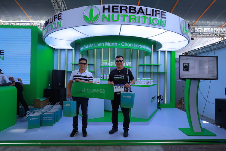 Herbalife Việt Nam tài trợ dinh dưỡng giải chạy VnExpress Marathon Marvelous Nha Trang 2022